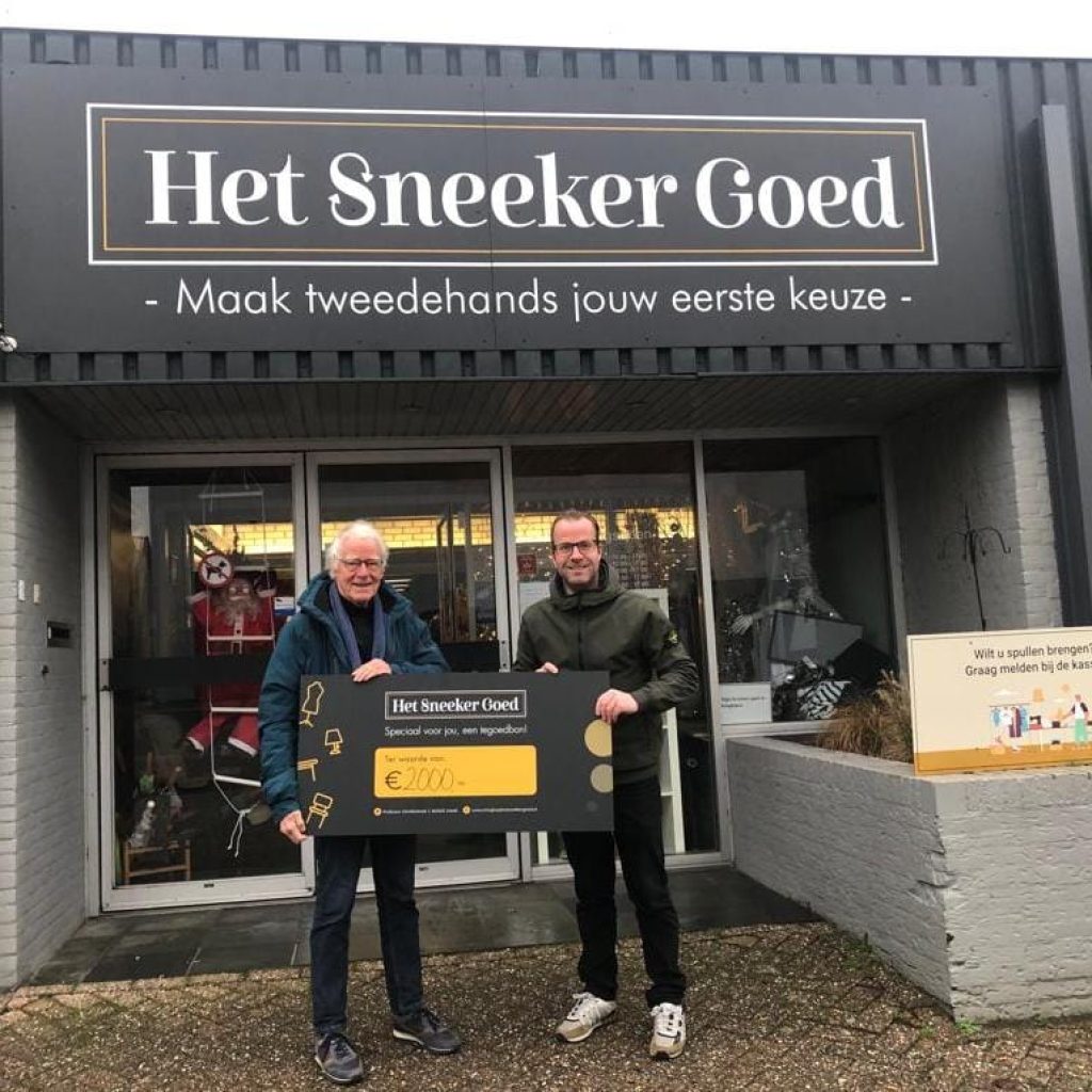 Kringloop Het Sneeker Goed schenkt cadeaubonnen